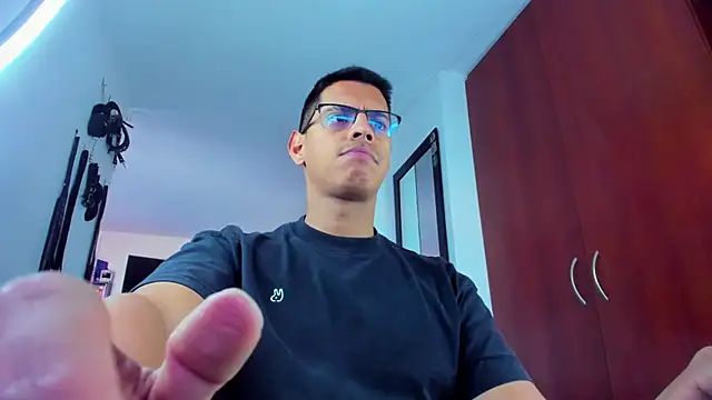 XXX chat uživo modela _John_Boy_