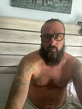 alphareign85 Live XXX Chat