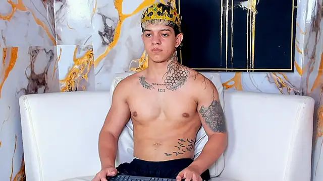 Chat XXX en directo de Noah__Browm