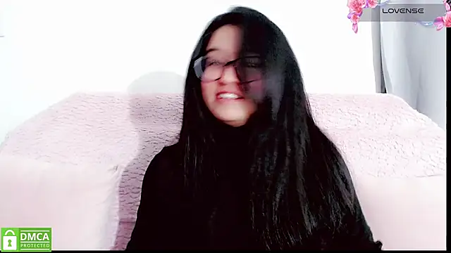 mariana_katto XXX чат на живо
