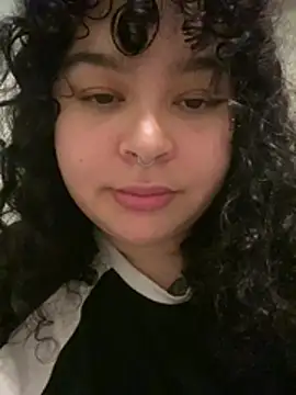 Kimberliprivv Adlı Modelin Canlı XXX Sohbeti