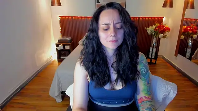 KatherineBond Live XXX-chat