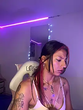 Chat XXX en directo de SamathaMay