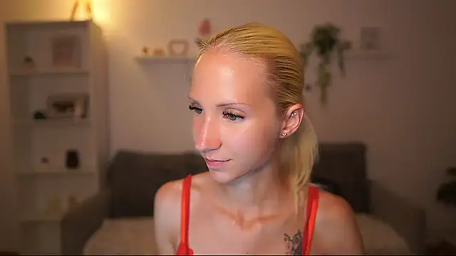 PiperPerri18: онлайн-секс-чат