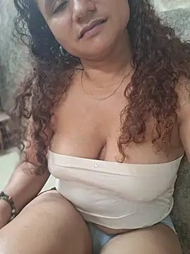 Mature--Mommy Obrolan Langsung XXX