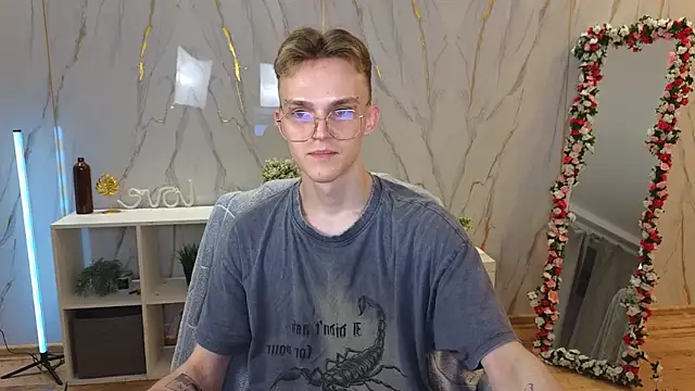 Midnight_gospell Webcam Show