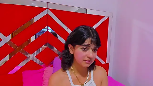 צ'אט XXX בשידור חי של velvet_girll