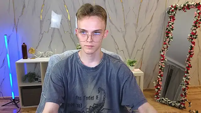 Midnight_gospell Webcamshow