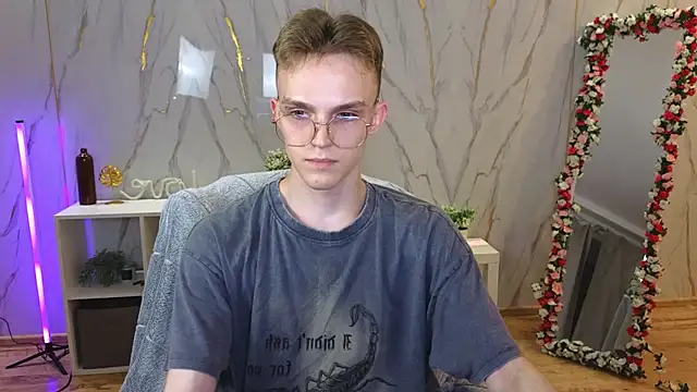 Midnight_gospell Webcam Show