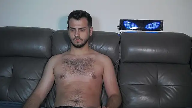 CrazyDom1's Live XXX Chat
