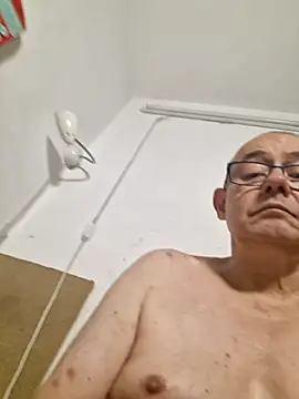Marlon92700's Live XXX Chat