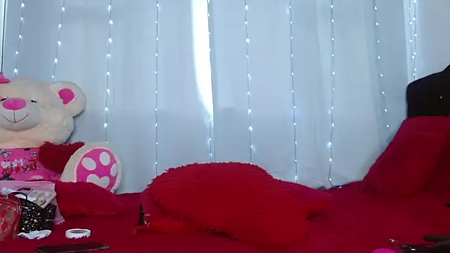 Charlothe_Wright élő XXX-chatje