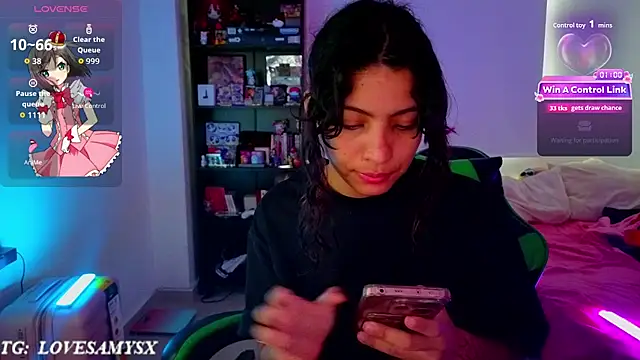 Chat XXX en directo de Lovelyamyy