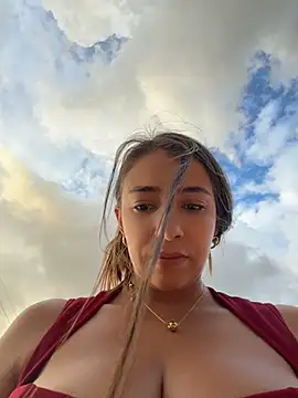 Hall_16 Live XXX-chat
