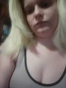 Chat +18 de BadAssBitchMakayla ao vivo