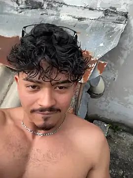 NicolaiKarav's Live XXX Chat
