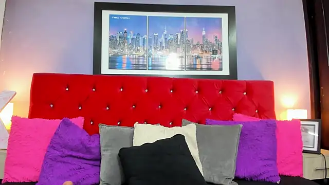 KatieGomez Chat XXX live