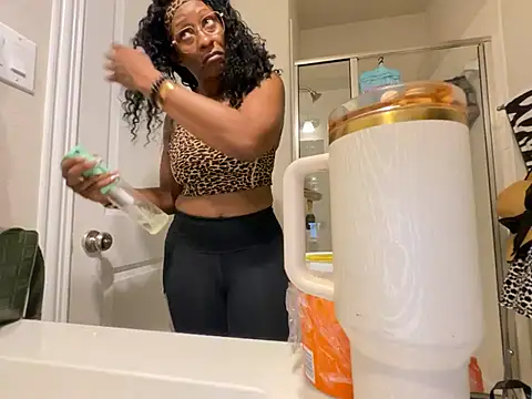 wynterheat's Live XXX Chat