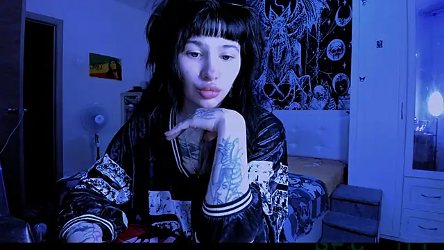 XXX chat uživo modela AllisonDeetz