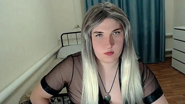 EvaMiron XXX чат на живо