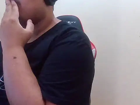 brazilianChub90のウェブカメラショー