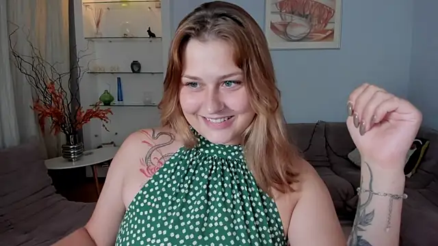 NoraLiin Adlı Modelin Canlı XXX Sohbeti