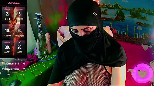 Онлайн чат XXX SultanaLayla