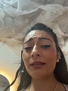 צ'אט XXX בשידור חי של IsabellaMariet