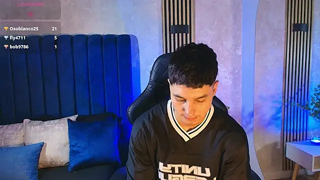 Noah_Clarkk – Live XXX-chat