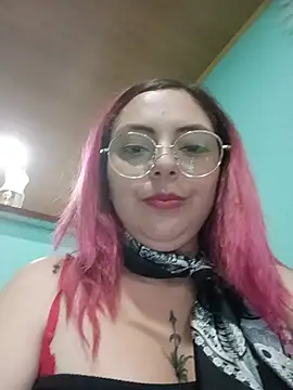 madelaine-'s Live XXX Chat