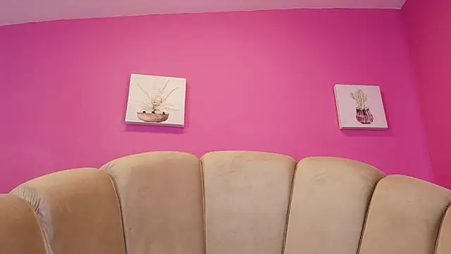 miajhonsonx élő XXX-chatje