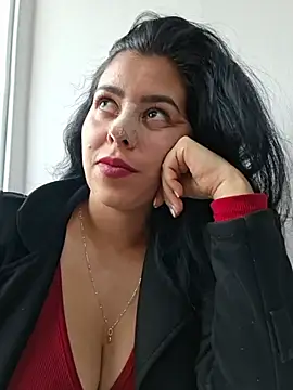 XXX chat uživo modela Luianna