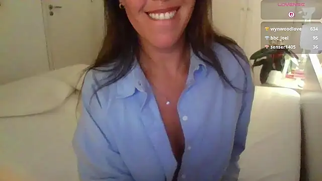 Chat XXX en directo de jujubaeu