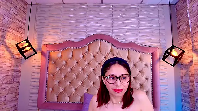 Chat XXX en directo de stephaniesun_