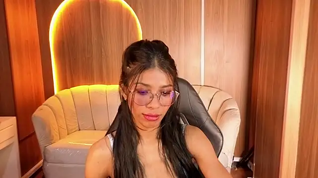Chat XXX en directo de Alina_b_