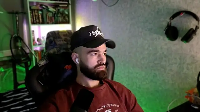 _Serious_Man Chat XXX live
