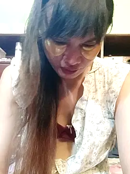 Chatroom XXX en direct de QueenSoreal