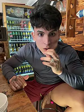 _Tomy08calderon XXX чат на живо