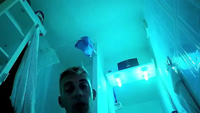1Hugo1 Live XXX-chat