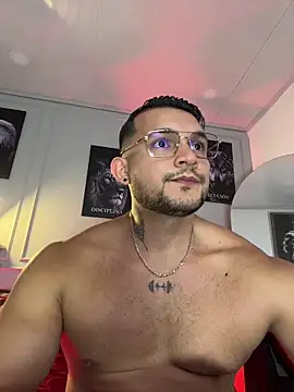 צ'אט XXX בשידור חי של Marco_Vega