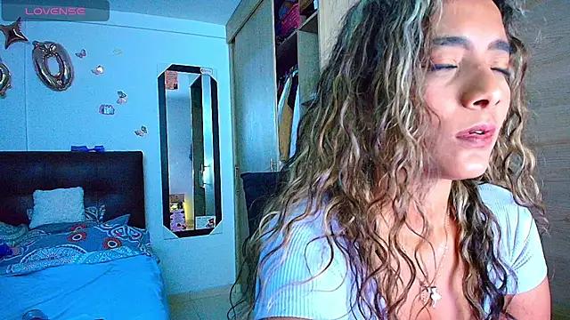 collins_megan96 Chat XXX in diretta