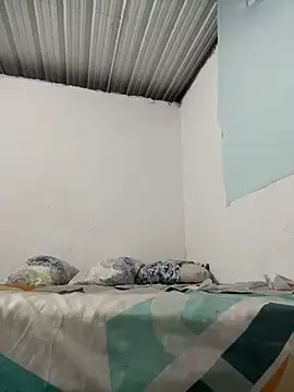 ValenSuarez25 Webcam show