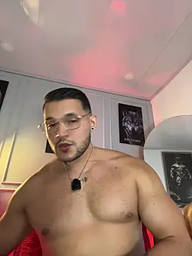 Marco_Vega Chat XXX live