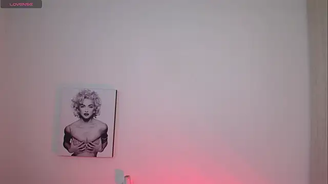 Živý XXX chat Millie_bobby