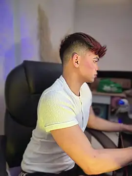 PRINCE_STEV live XXX chat