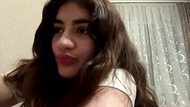 Ledi_Asthik Adlı Modelin Canlı XXX Sohbeti