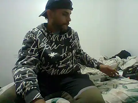 Franklin_Vikingo420: διαδικτυακό σόου στην κάμερα