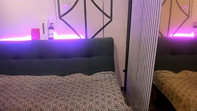 CleoFoxxx_ Adlı Modelin Canlı XXX Sohbeti