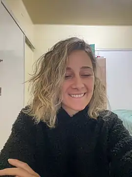 Chat +18 de Nomadic_Angel ao vivo