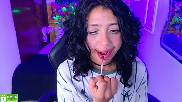 Chat XXX en directo de REDHOTTER_